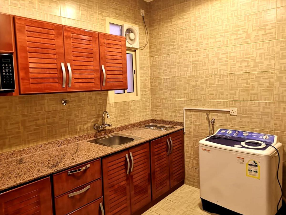 Bzul For Furnished Apartments Rijád Kültér fotó