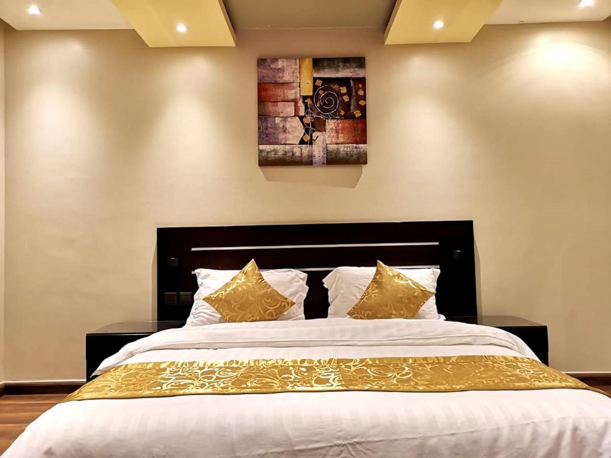 Bzul For Furnished Apartments Rijád Kültér fotó