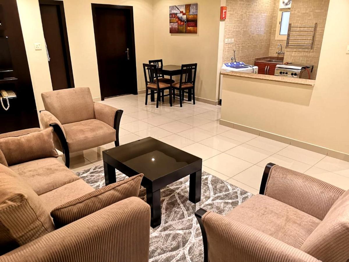 Bzul For Furnished Apartments Rijád Kültér fotó
